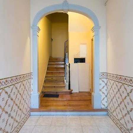 The Graceful Escape * Лиссабон